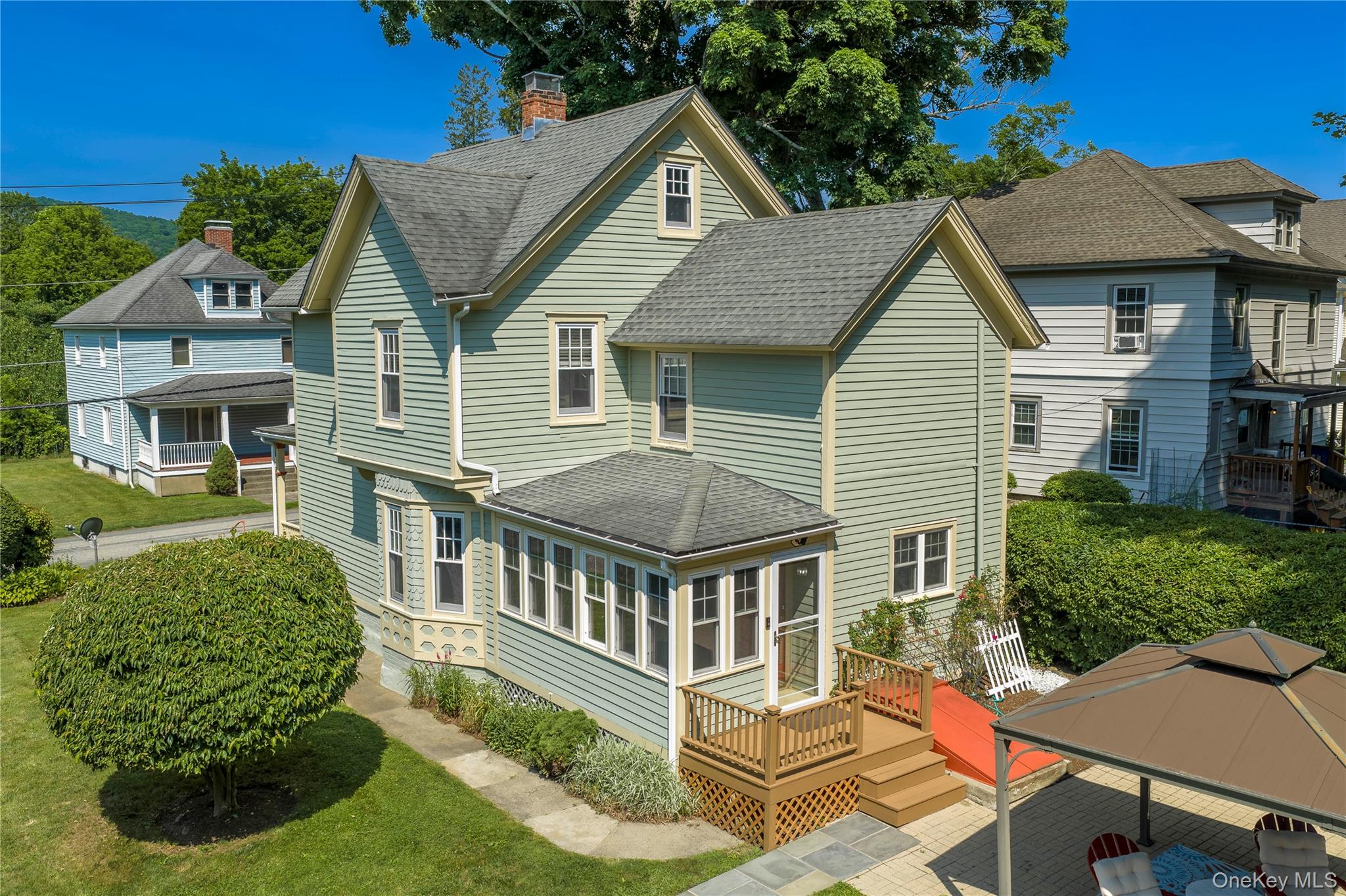 17 Spring Street Pawling, NY 12564 - Photo 5 of 43