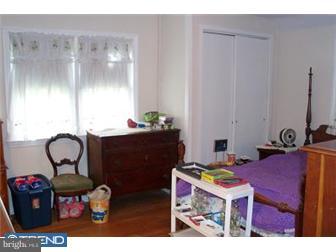 526 Claremont Road Springfield, PA 19064 - Photo 5 of 9 Bedroom - Main