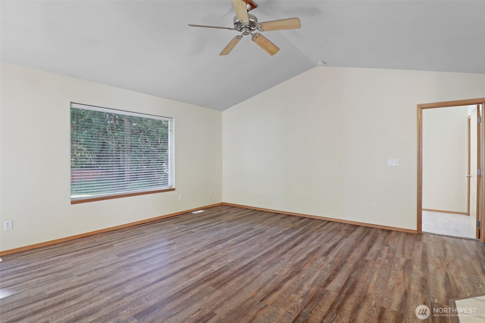 15626 Lindsay Road Southeast Yelm, WA 98597 - Photo 5 of 39
