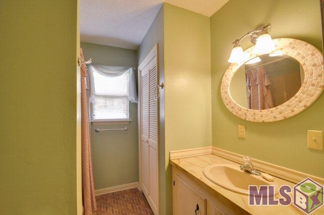 205 Bayou Blue Bypass Road Gray, LA 70359 - Photo 6 of 18 Bathroom 2