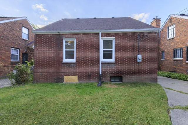 $1,250 | 10929 Worden Street, Detroit, MI 48224