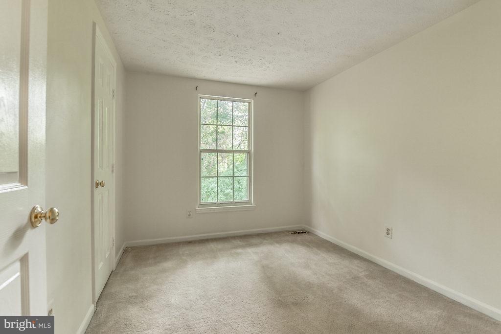13900 Winding Ridge Lane Centreville, VA 20121 - Photo 17 of 32 Interior (General)