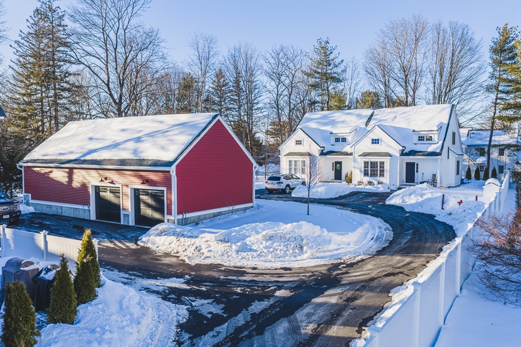 14 Robinson Road, Unit 2 Littleton, MA 01460 - Photo 3 of 40