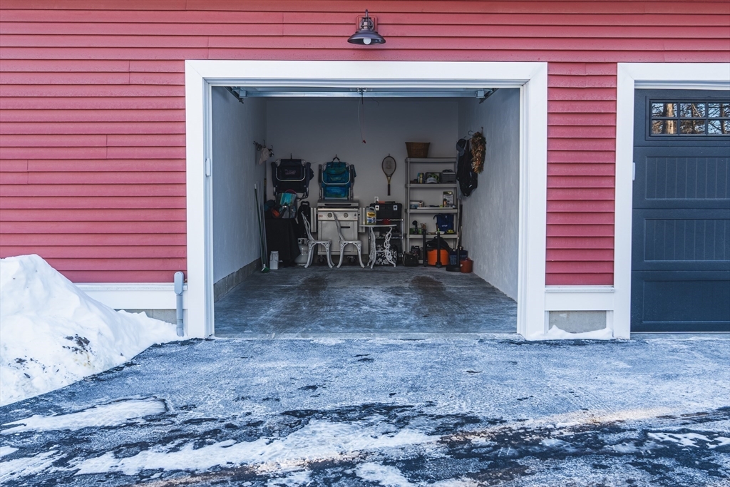 14 Robinson Road, Unit 2 Littleton, MA 01460 - Photo 33 of 40