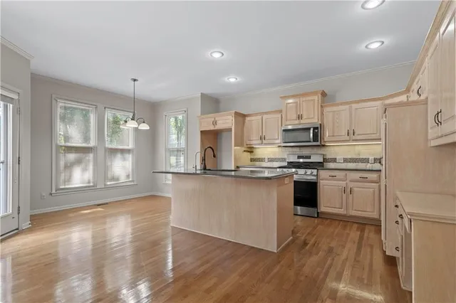 $585,000 | 7907 West 154th Street, Overland Park, KS 66223