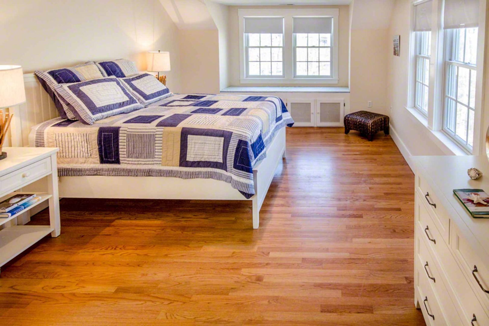 40 Dark Woods Road Edgartown, MA 02539 - Photo 18 of 20 a spacious bedroom with a bed and a window