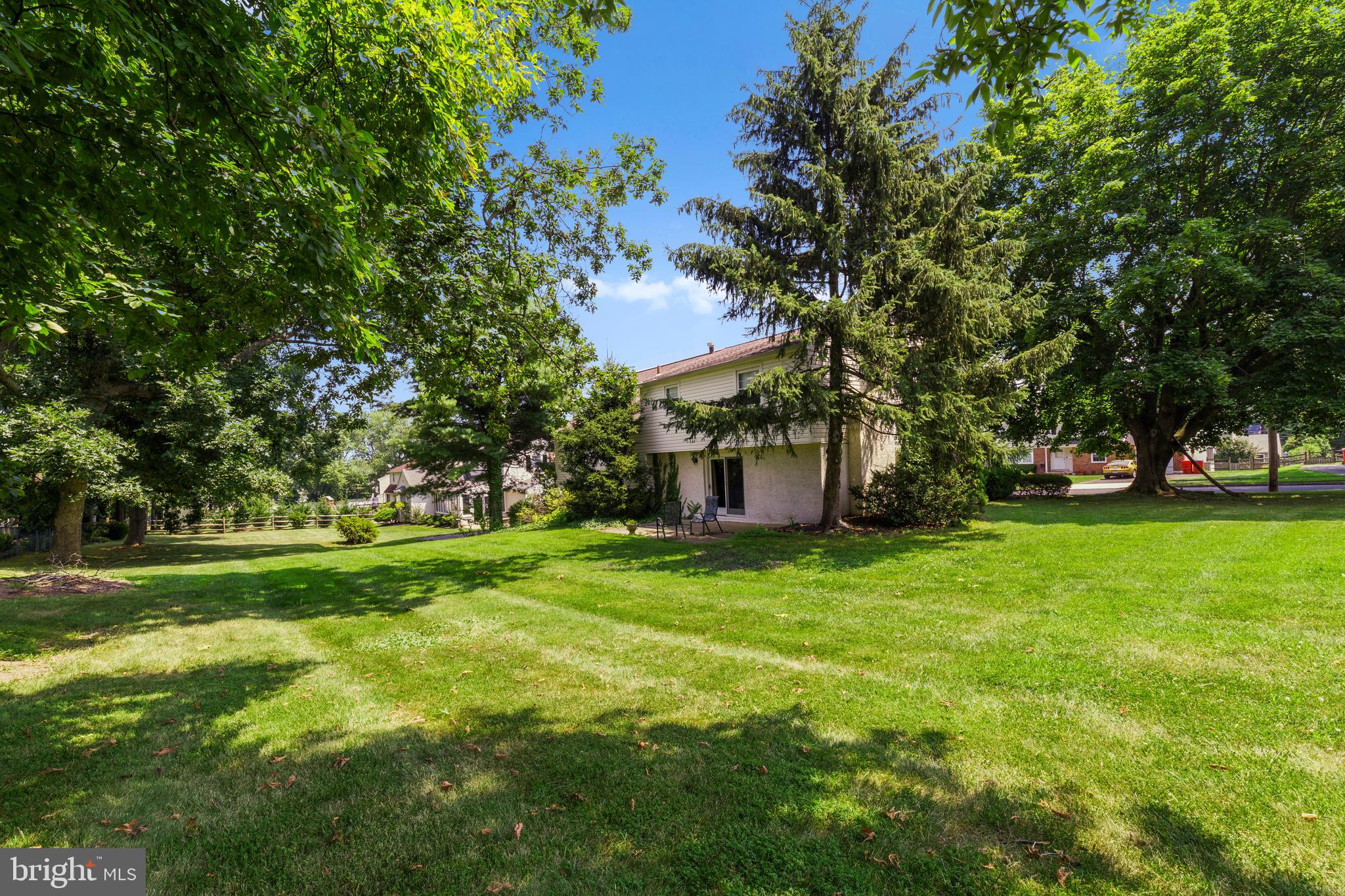 276 Norfolk Road Warminster, PA 18974 - Photo 22 of 24 Gallery Image 22