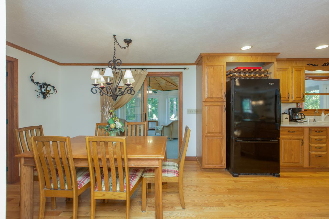 15 Bartlett Road Hampstead, NH 03841 - Photo 8 of 40 Gallery Image 8