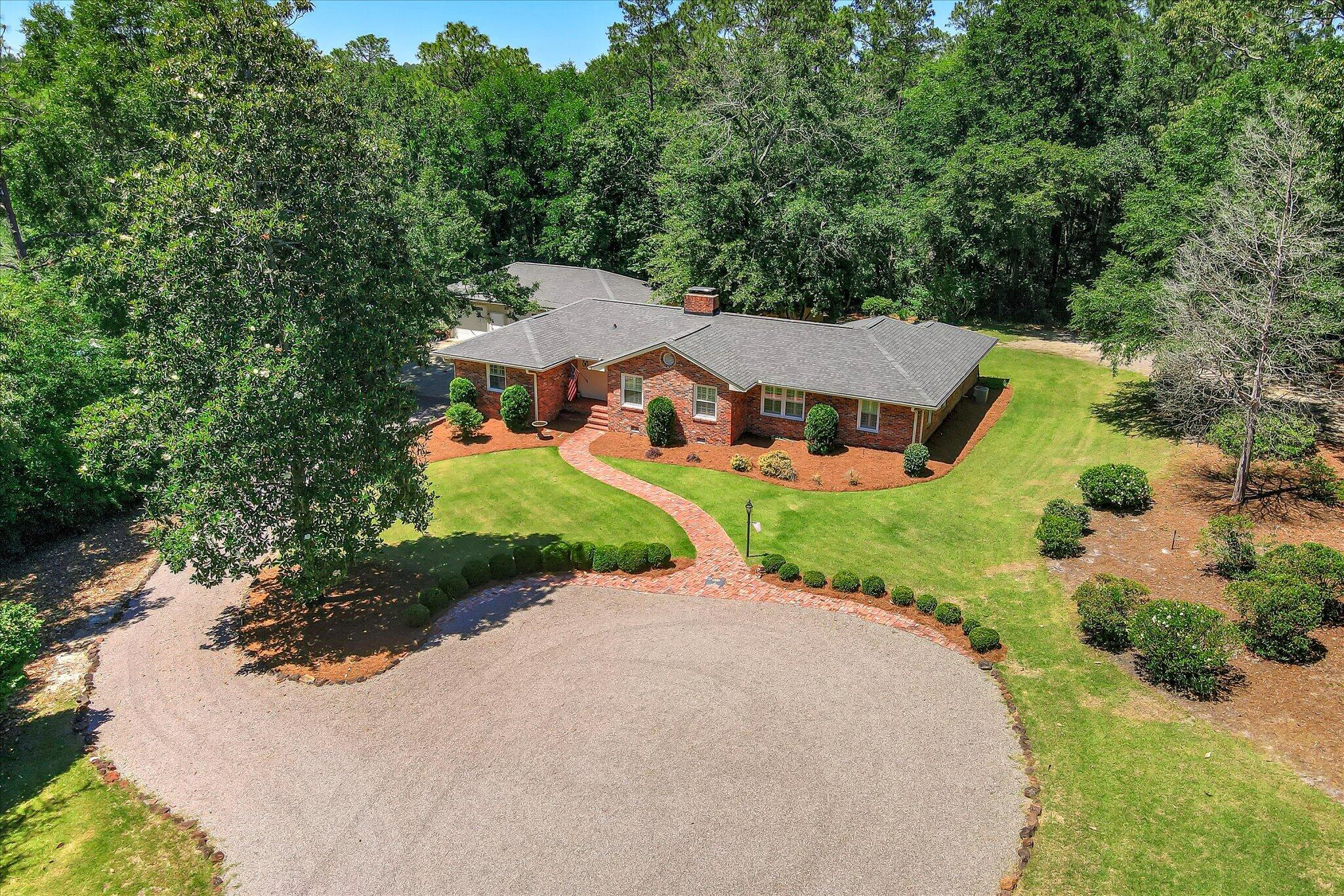 1618 Ridgecrest Lane Aiken, SC 29801 - Photo 3 of 50