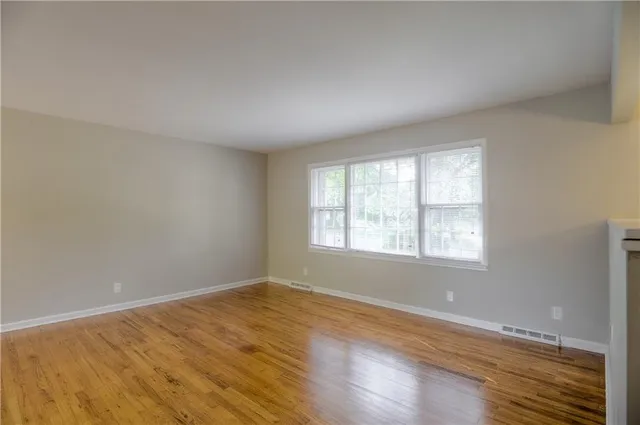 $249,900 | 9408 East 81st Terrace, Raytown, MO 64138