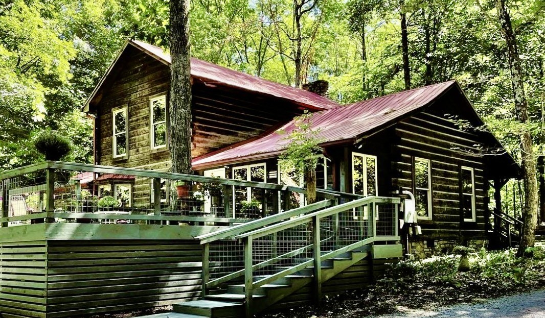 Gallery Image 1