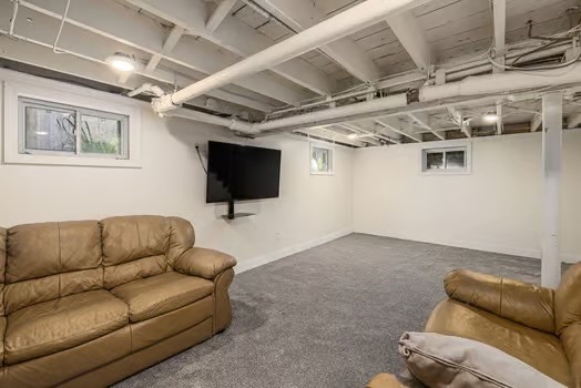 10 South Long Street Johnston, RI 02919 - Photo 31 of 47