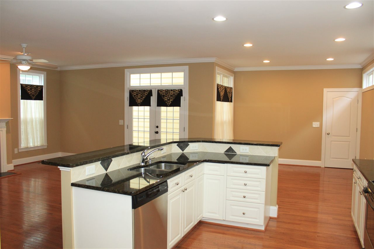 1153 North Blount Street Raleigh, NC 27604 - Photo 6 of 24 Photo 6