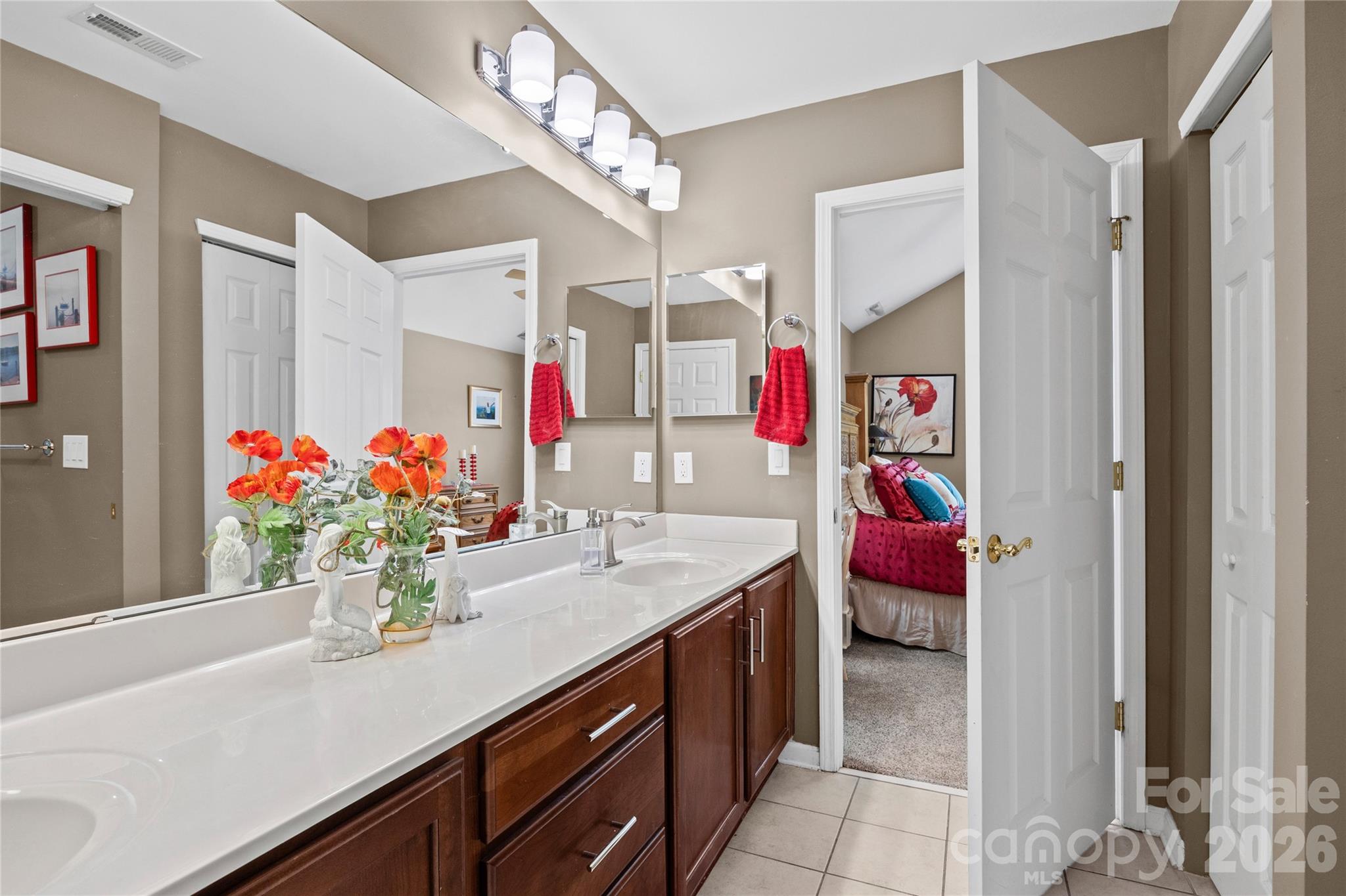 768 Ledgestone Court Tega Cay, SC 29708 - Photo 25 of 48