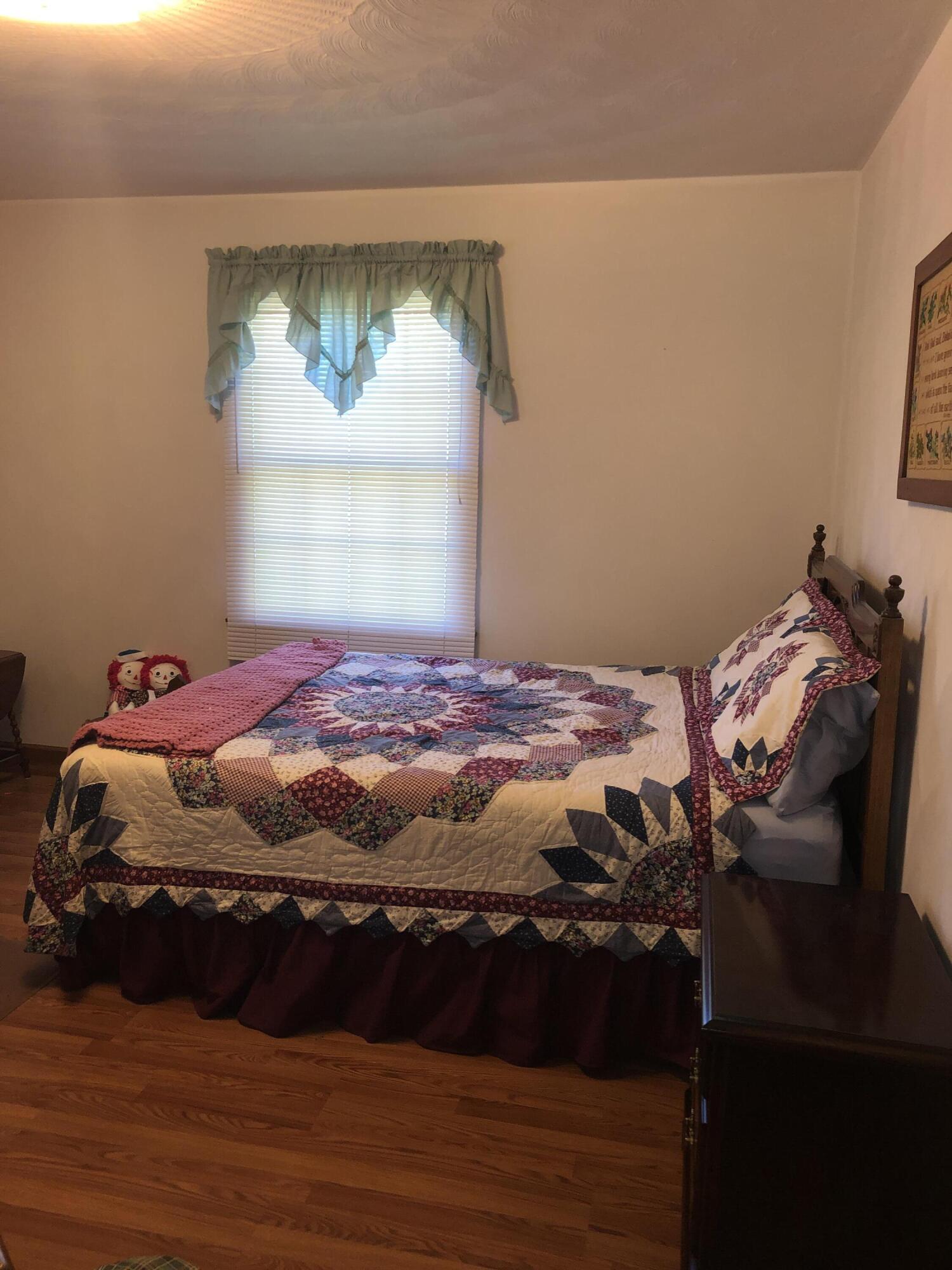 5016 Britaney Road Roanoke, VA 24012 - Photo 20 of 31 Bedroom 3