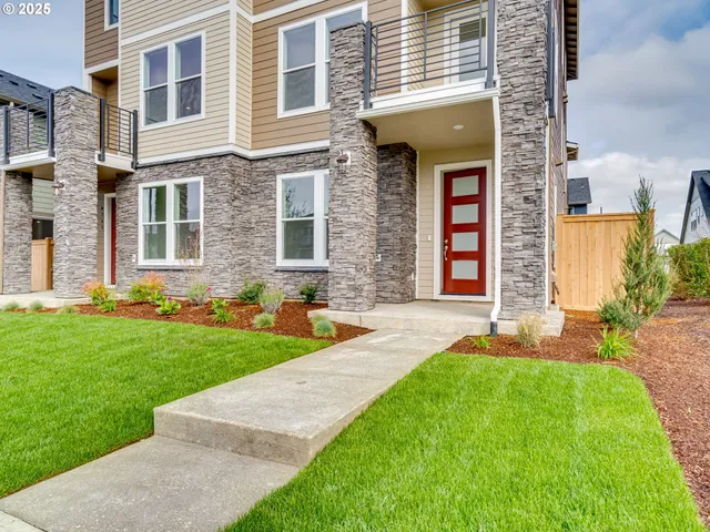 $583,990 | 3664 Southeast 86th Avenue, Hillsboro, OR 97123