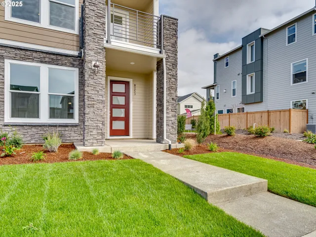 $583,990 | 3664 Southeast 86th Avenue, Hillsboro, OR 97123