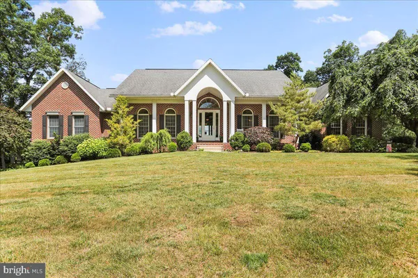 $679,900 | 934 Samerica Drive, Chambersburg, PA 17202