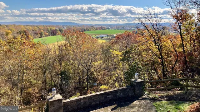 $679,900 | 934 Samerica Drive, Chambersburg, PA 17202