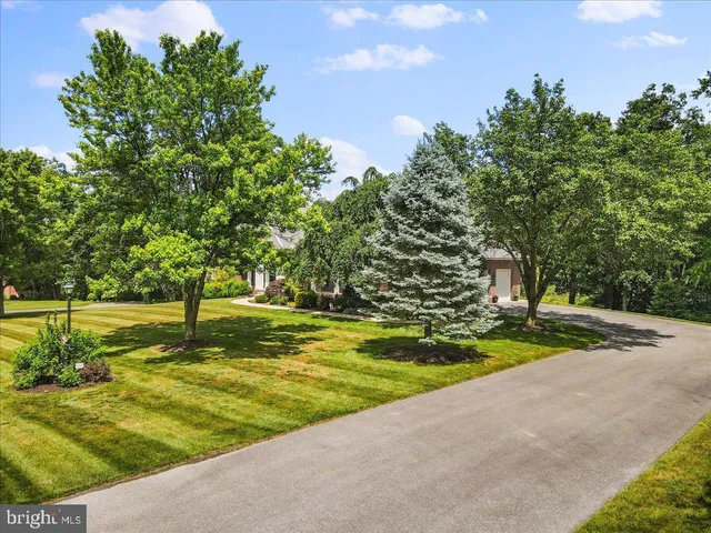 $679,900 | 934 Samerica Drive, Chambersburg, PA 17202