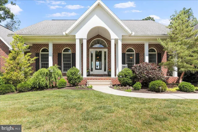 $679,900 | 934 Samerica Drive, Chambersburg, PA 17202