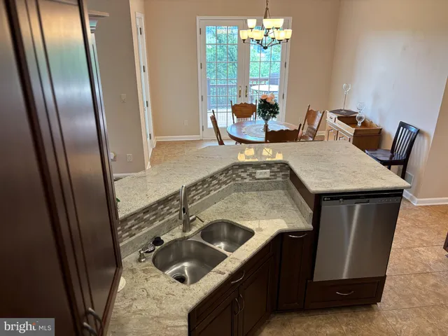 $679,900 | 934 Samerica Drive, Chambersburg, PA 17202