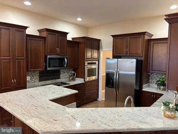 $679,900 | 934 Samerica Drive, Chambersburg, PA 17202