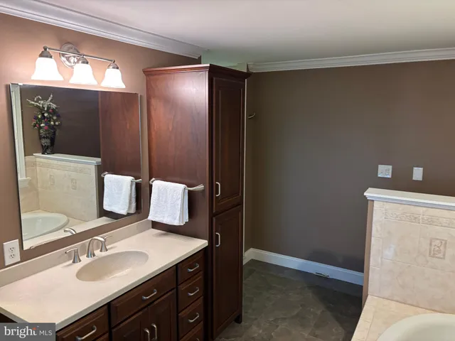 $679,900 | 934 Samerica Drive, Chambersburg, PA 17202