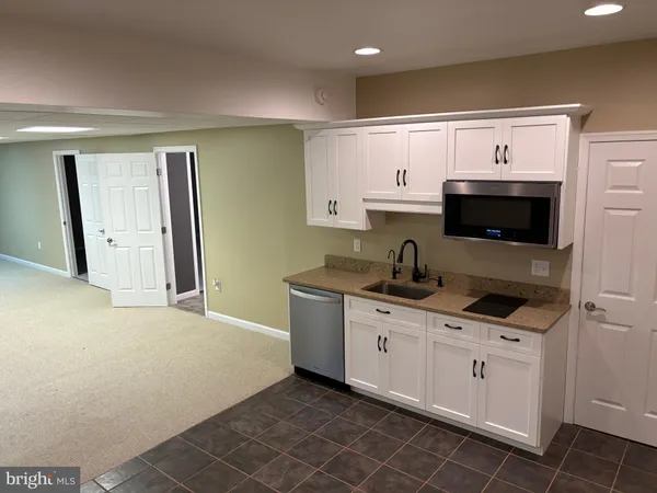 $679,900 | 934 Samerica Drive, Chambersburg, PA 17202