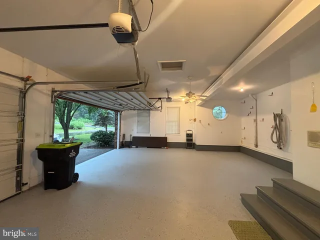 $679,900 | 934 Samerica Drive, Chambersburg, PA 17202