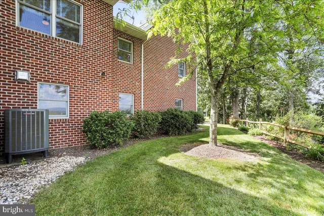 $679,900 | 934 Samerica Drive, Chambersburg, PA 17202