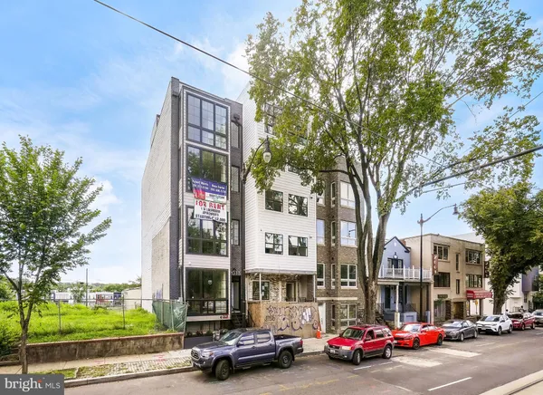 $2,900 | 2013 Benning Road Northeast, Unit 8, Washington, DC 20002