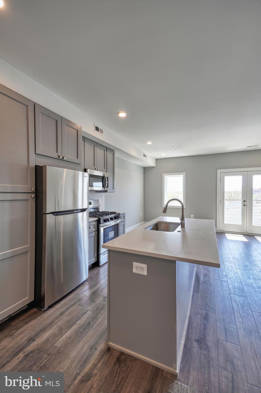 2013 Benning Road Northeast, Unit 8 Washington, DC 20002 - Photo 4 of 35 Kitchen