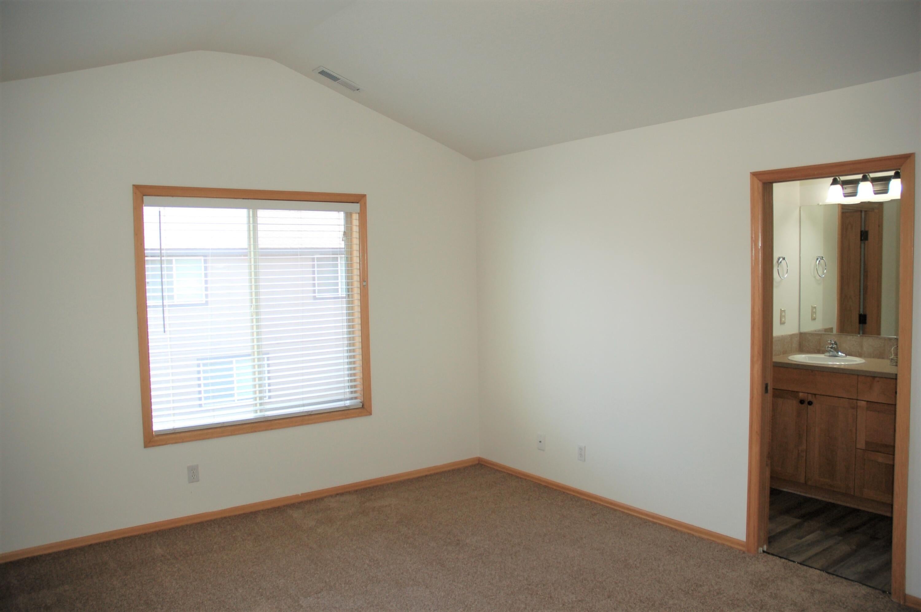 20564 Dylan Loop Bend, OR 97702 - Photo 23 of 31 DYLAN-23