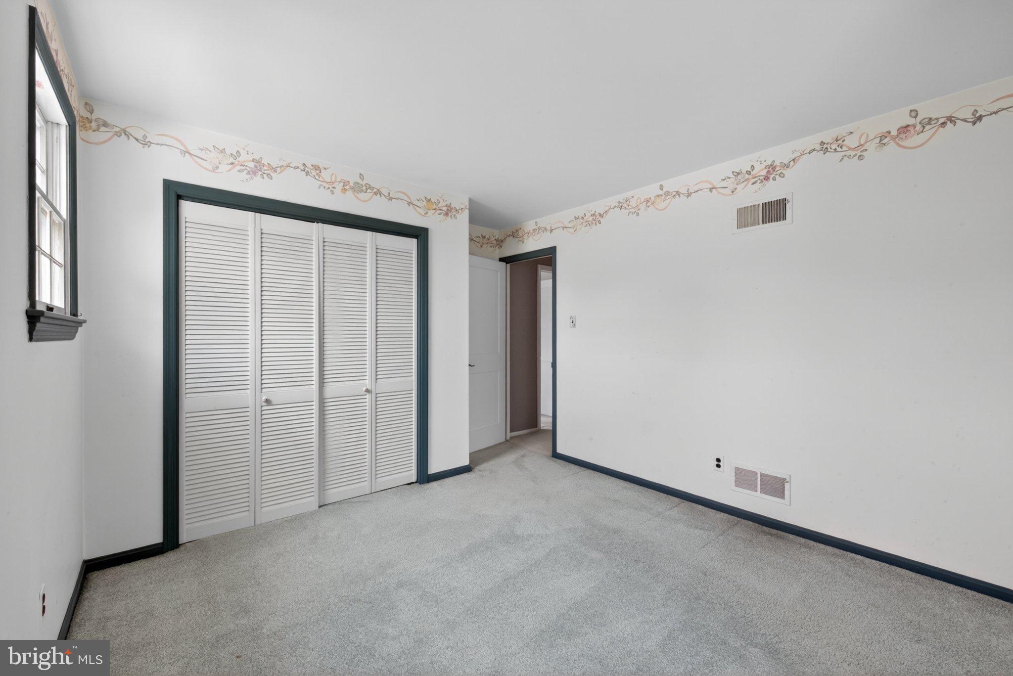 1020 Jeffrey Road Wilmington, DE 19810 - Photo 72 of 108 Spacious room with charming details.