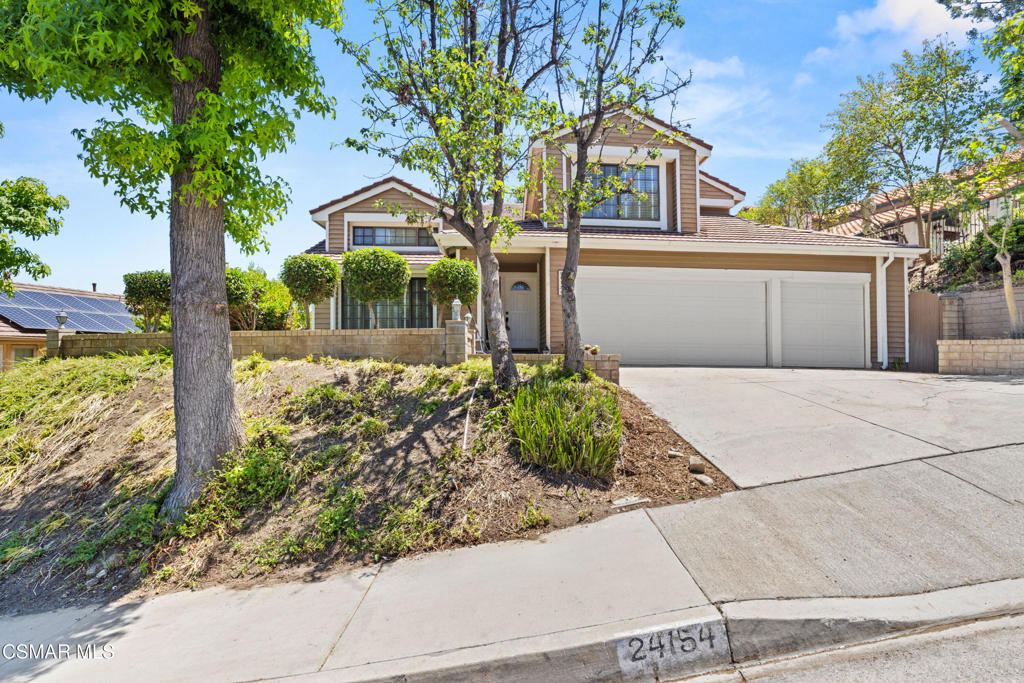 24154 Mentry Drive Newhall, CA 91321 - Photo 2 of 30