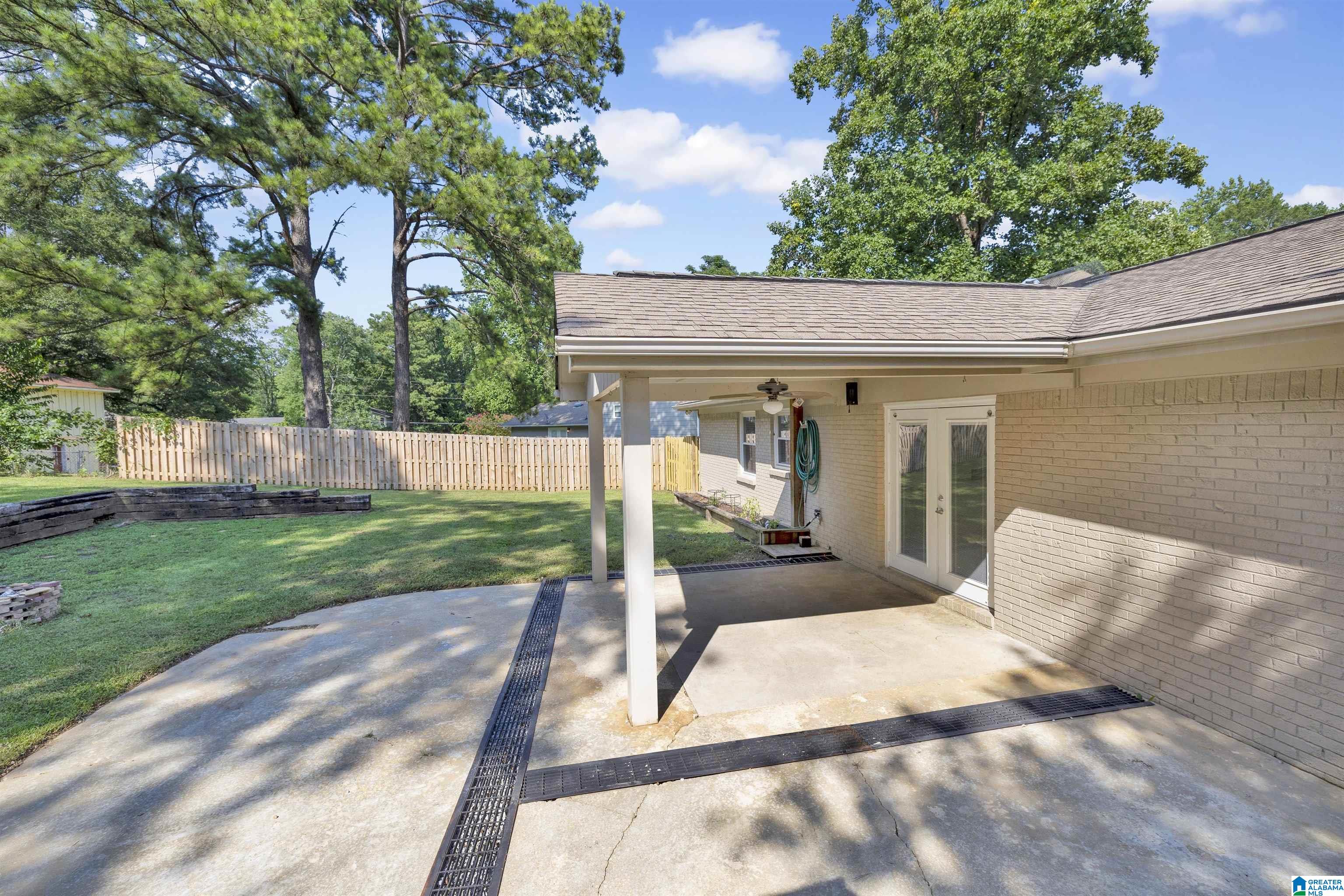 548 Creekview Drive Pelham, AL 35124 - Photo 25 of 44