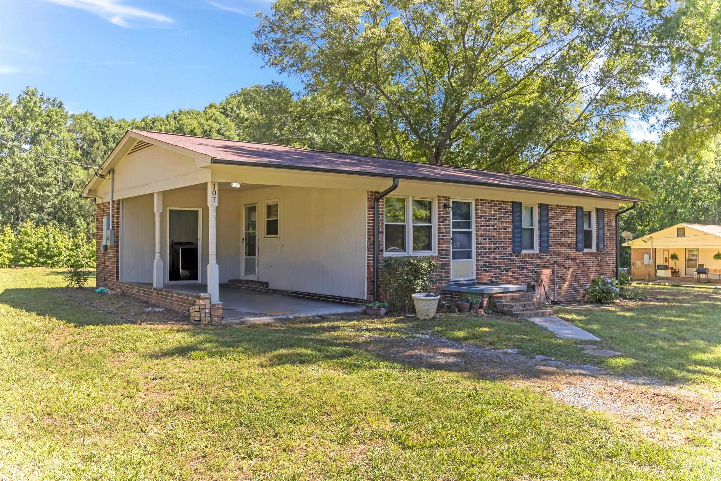 107 State Rd S-11-516 Blacksburg, SC 29702 - Photo 3 of 27