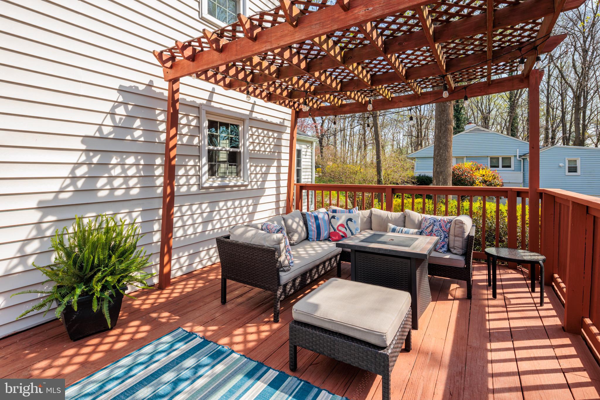 1007 Hart Road Towson, MD 21286 - Photo 20 of 48 Deck with Pergola