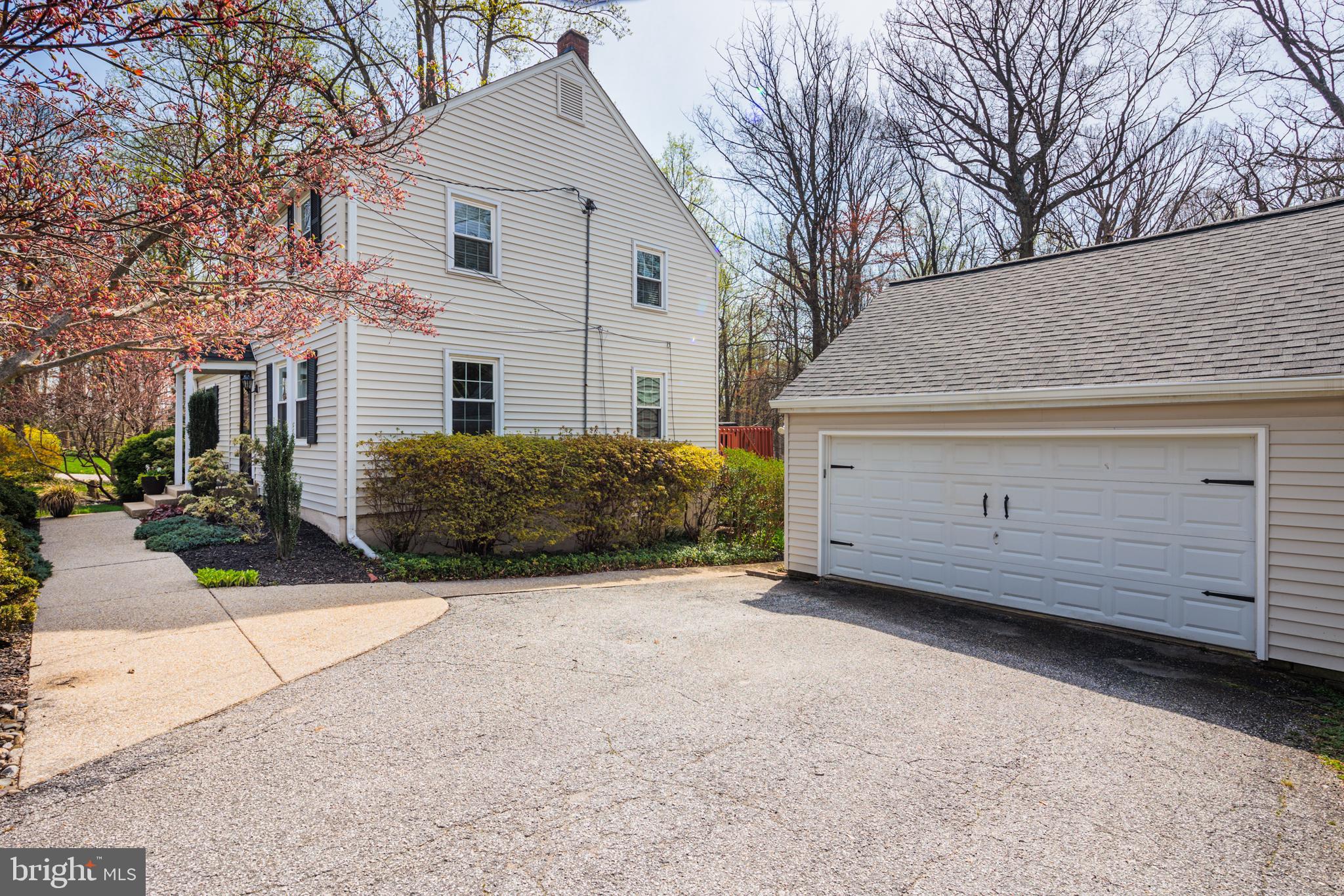 1007 Hart Road Towson, MD 21286 - Photo 46 of 48 2 car garage