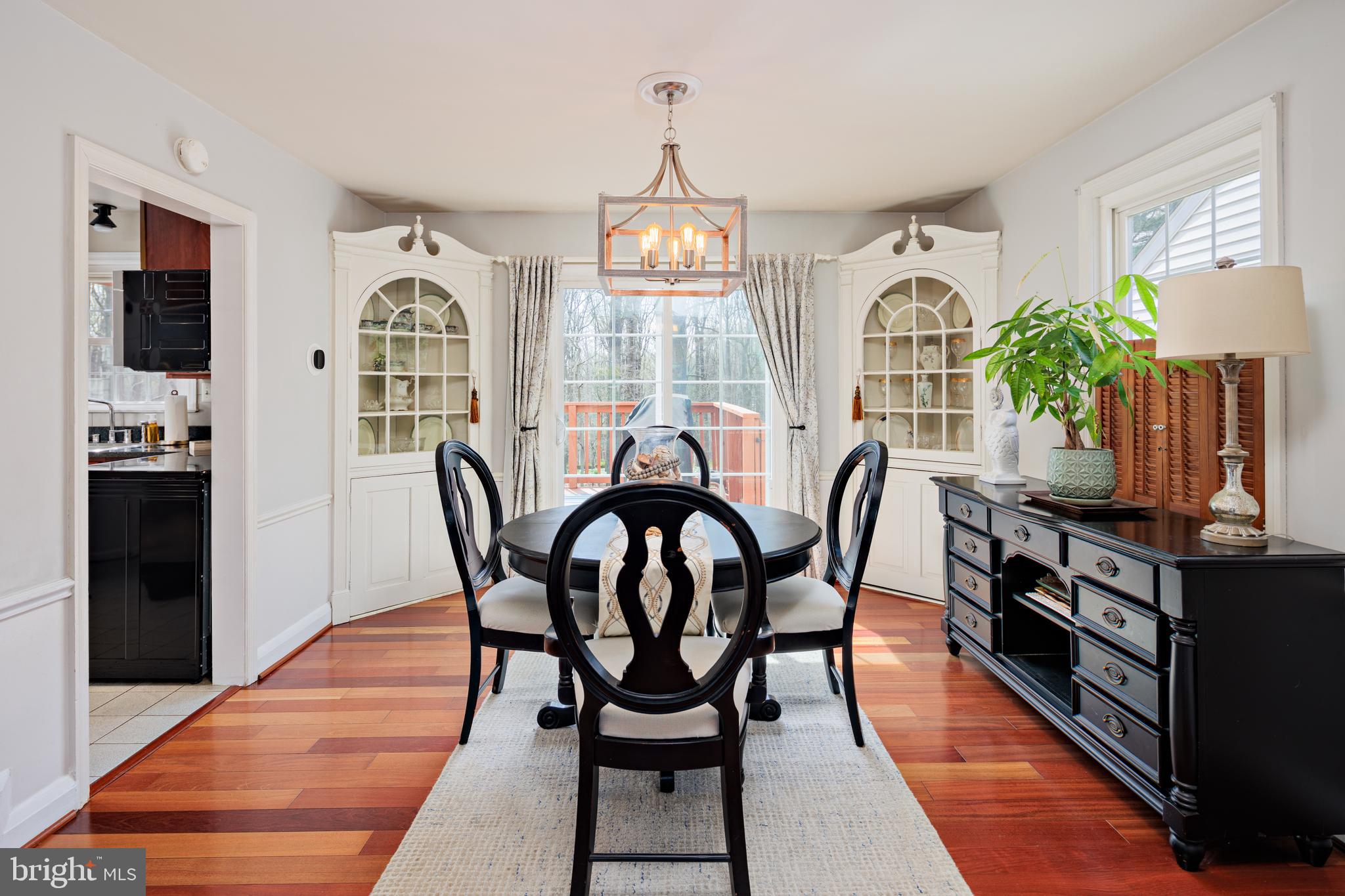 1007 Hart Road Towson, MD 21286 - Photo 7 of 48 Dining Room