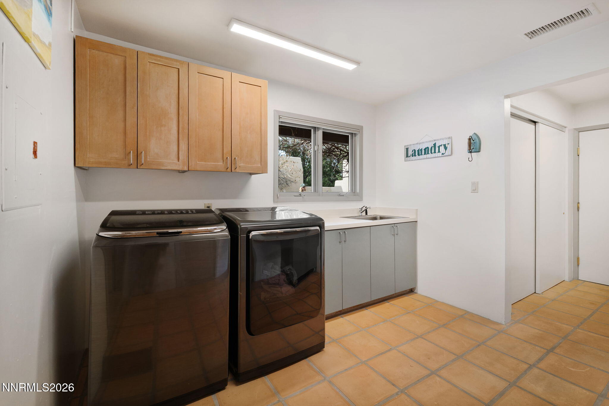 4281 Bitteroot Road Reno, NV 89519 - Photo 53 of 64 32-web-or-mls-4281 Bitteroot-21