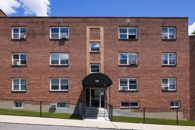 $2,100 | 12 Vinal Street, Unit 5, Boston, MA 02135
