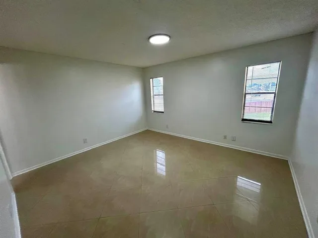 $2,250 | 7931 Southgate Boulevard, Unit E8, North Lauderdale, FL 33068