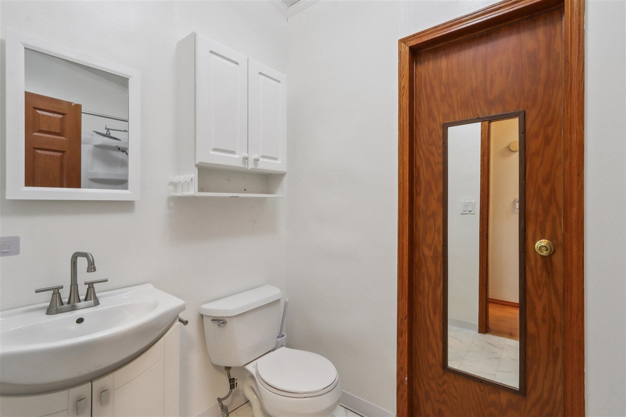 718 Bay Ridge Drive Iowa City, IA 52246 - Photo 15 of 23 Gallery Image 15