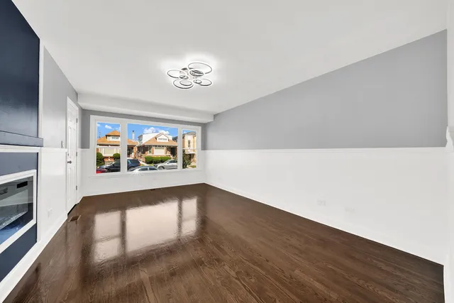 $1,800 | 7245 South Washtenaw Avenue, Unit 2, Chicago, IL 60629