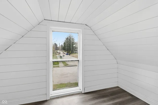 $189,900 | 800 South Macedonia Avenue, Muncie, IN 47302