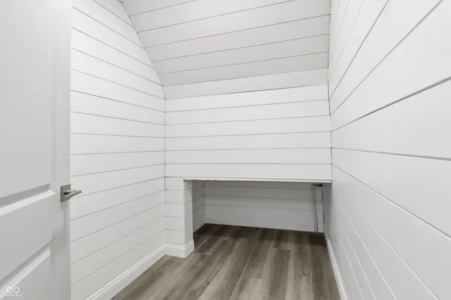 $164,900 | 800 South Macedonia Avenue, Muncie, IN 47302