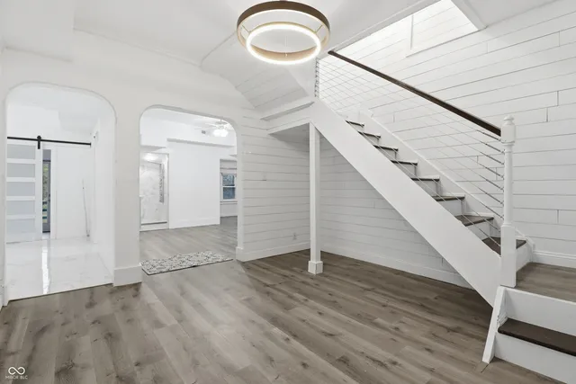 $189,900 | 800 South Macedonia Avenue, Muncie, IN 47302