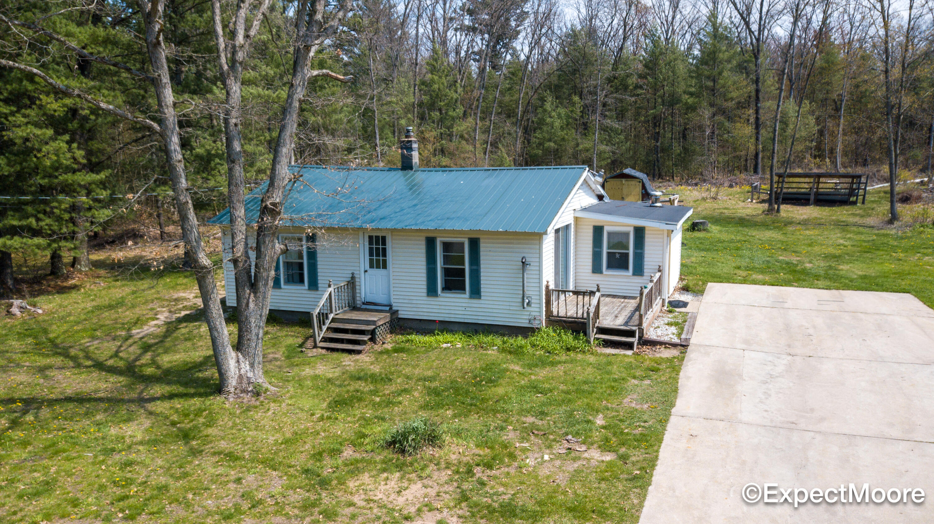 7890 North Maple Hill Road Howard City, MI 49329 - Photo 28 of 33 Drone